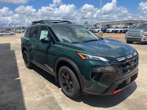 New 2026 Nissan Rogue SV w/ Rock Creek Premium Package AWD/4WD image 5