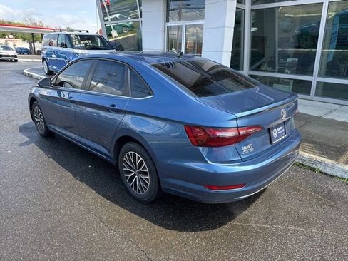 Certified 2021 Volkswagen Jetta R-Line FWD image 5