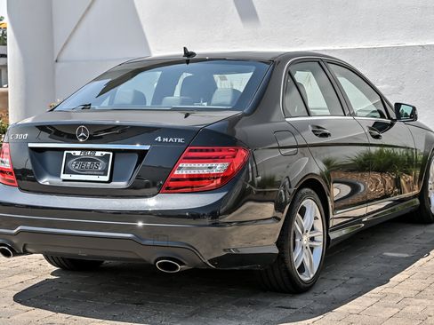 Used 2013 Mercedes-Benz C 300 4MATIC Sedan image 13