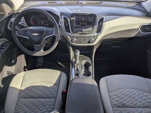 Used 2020 Chevrolet Equinox LS image 14