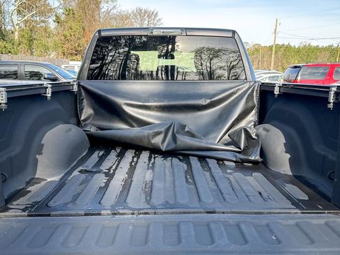 Used 2016 RAM 2500 Tradesman w/ Chrome Appearance Group image 8