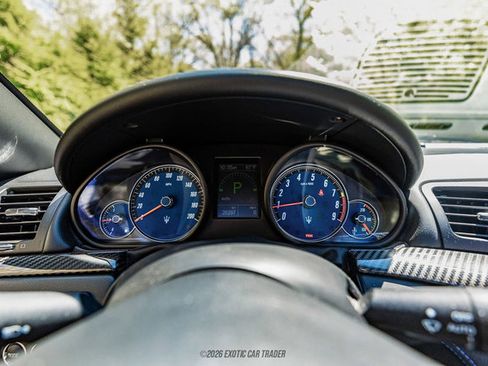 Used 2018 Maserati GranTurismo Sport RWD image 27