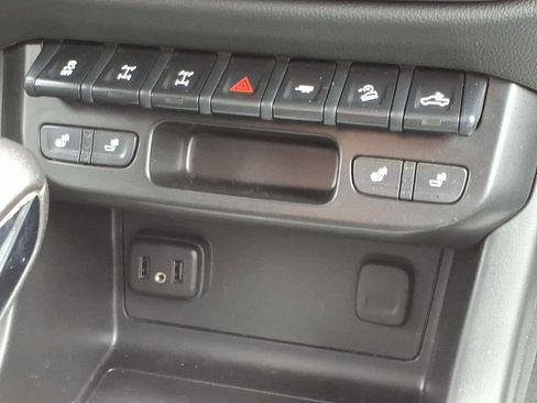 Used 2022 Chevrolet Colorado ZR2 image 23