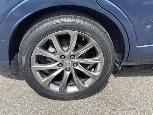 Used 2024 Buick Encore GX Avenir w/ Avenir Convenience Package AWD/4WD image 5