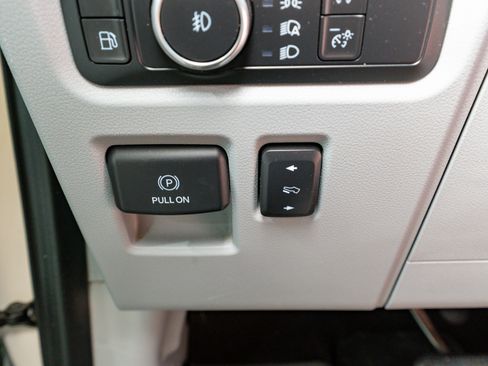 Used 2021 Ford F150 Limited image 42