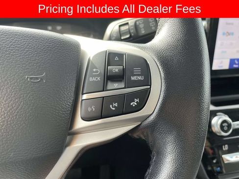 Used 2021 Ford Explorer Limited w/ Equipment Group 301A AWD/4WD image 31