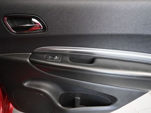 Used 2019 Dodge Durango GT image 42