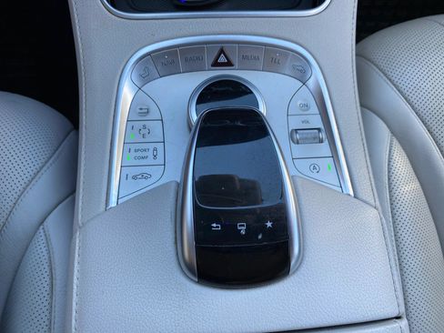 Used 2016 Mercedes-Benz S 550 4MATIC Sedan image 25