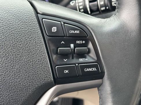 Used 2018 Hyundai Tucson Limited image 11