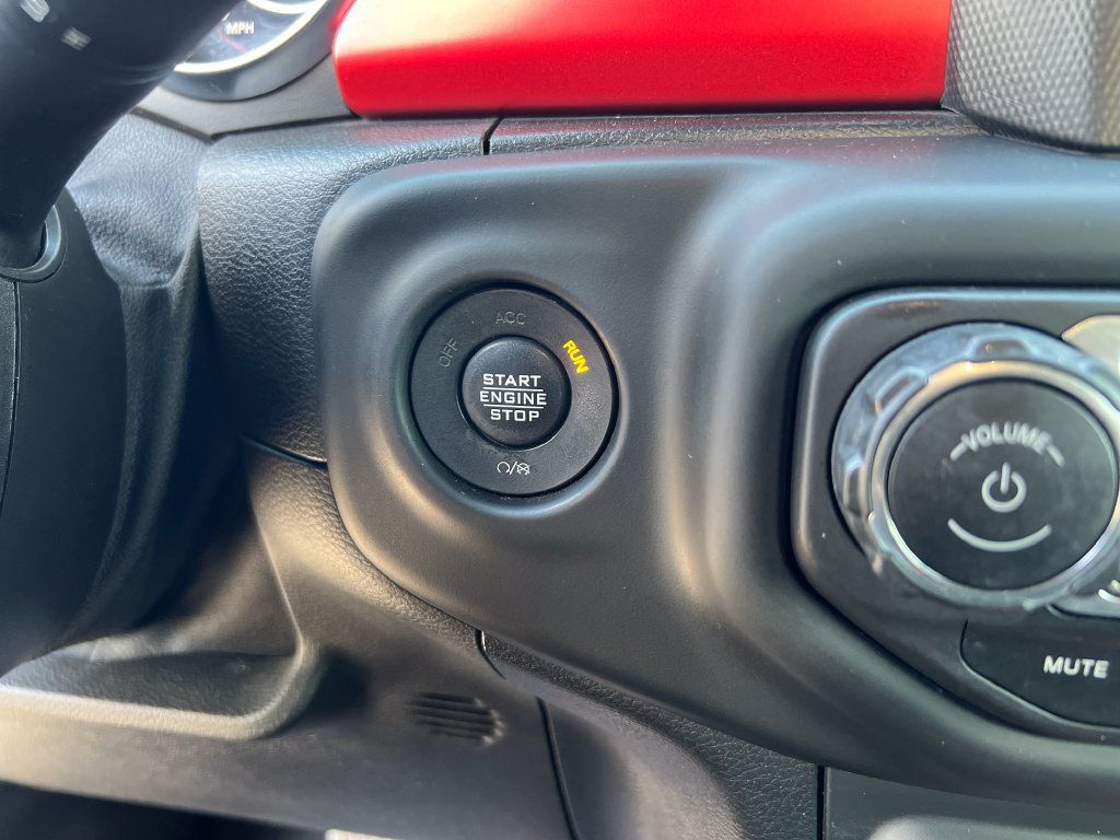 Used 2021 Jeep Wrangler Unlimited Rubicon AWD/4WD image 21