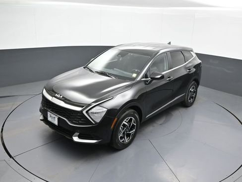 Used 2023 Kia Sportage LX AWD/4WD image 33