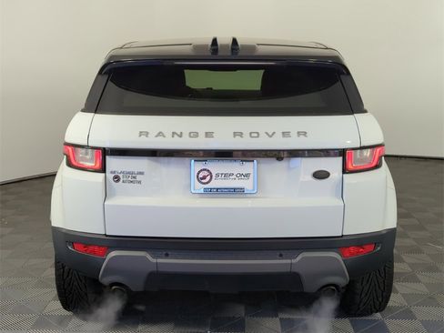 Used 2017 Land Rover Range Rover Evoque SE Premium image 6