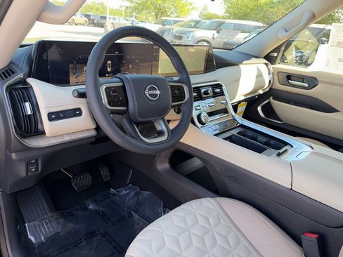 New 2026 Nissan Armada Platinum Reserve AWD/4WD image 6