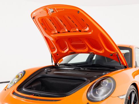 Used 2018 Porsche 911 GT3 RWD image 49