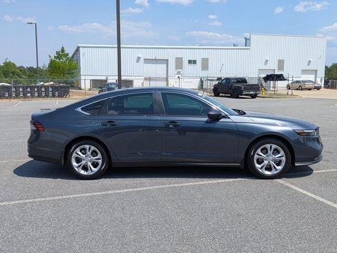 Used 2025 Honda Accord LX image 4