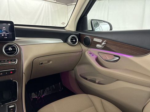 Certified 2022 Mercedes-Benz GLC 300 image 29