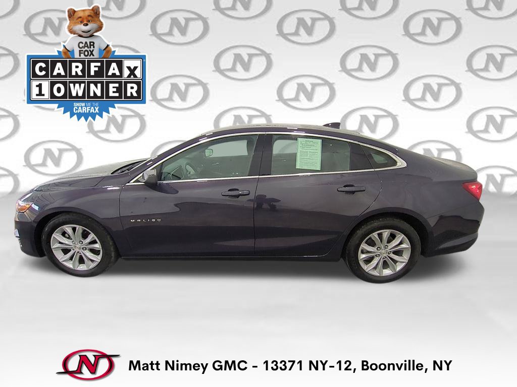 Used 2025 Chevrolet Malibu LT FWD image 2