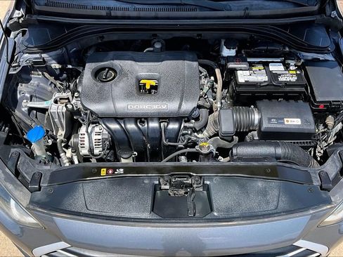 Used 2018 Hyundai Elantra SEL FWD image 11