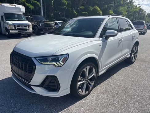 Used 2022 Audi Q3 2.0T Premium Plus AWD/4WD image 5