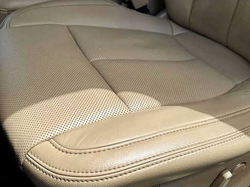 Used 2018 Ford F150 Lariat image 14