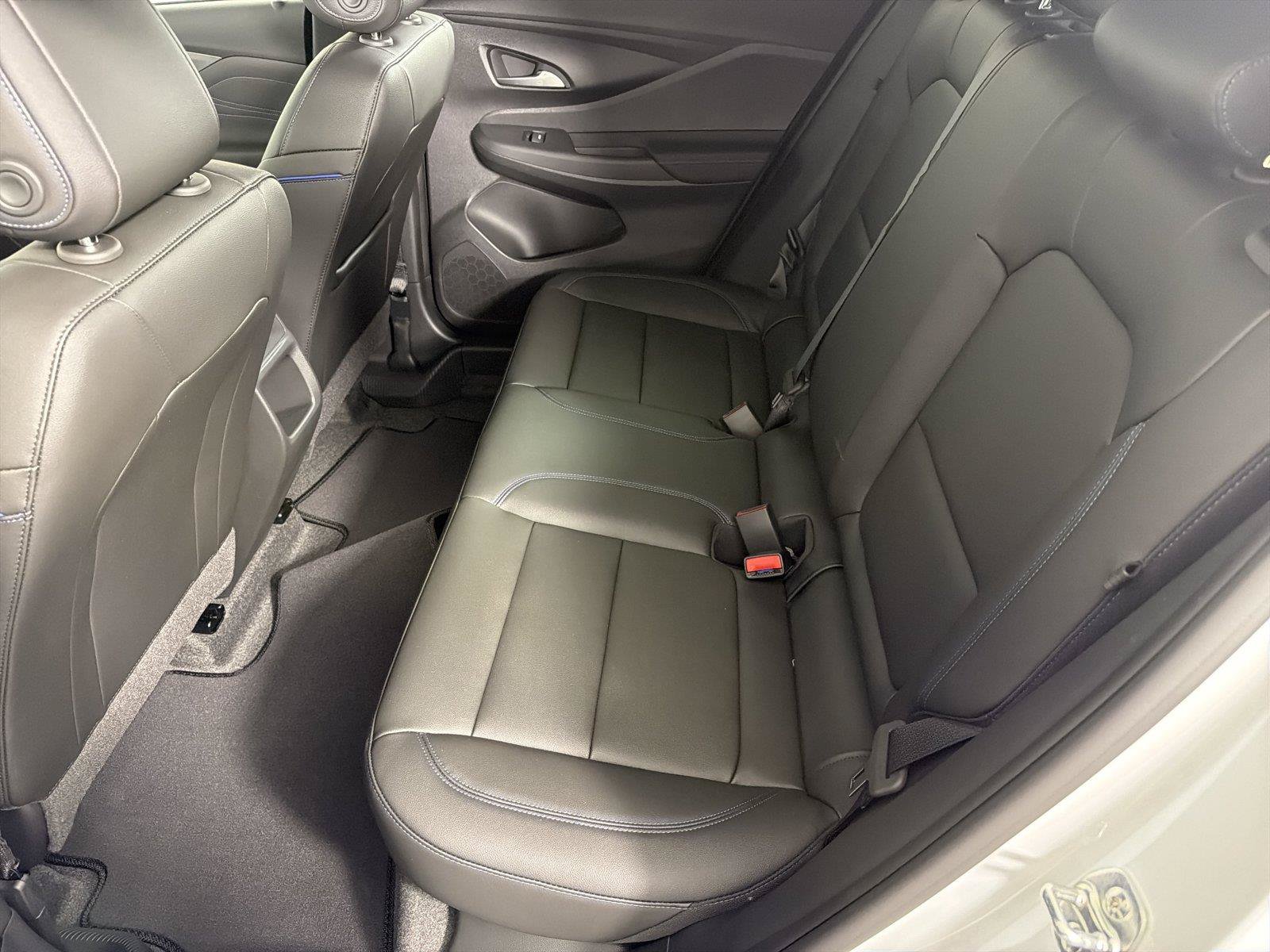New 2026 Buick Envista Sport Touring w/ Convenience I Package FWD image 19