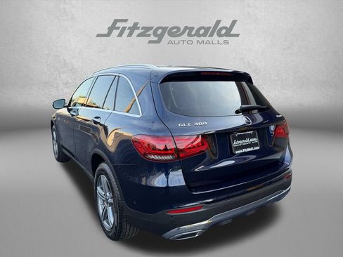 Used 2021 Mercedes-Benz GLC 300 4MATIC image 3