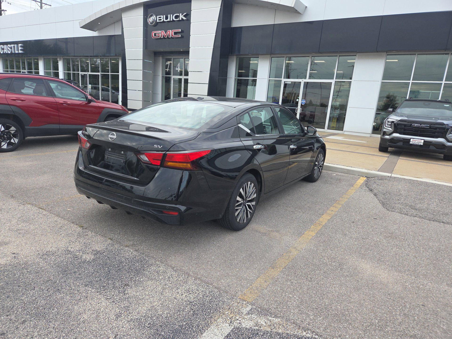 Used 2024 Nissan Altima 2.5 SV FWD image 6