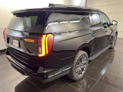 New 2026 Ford Expedition Max Platinum image 6