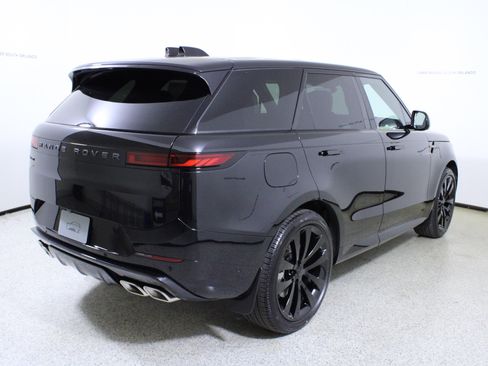 New 2026 Land Rover Range Rover Sport Dynamic SE image 7
