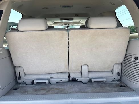 Used 2008 Chevrolet Tahoe LTZ w/ LTZ Preferred Equipment Group RWD image 27