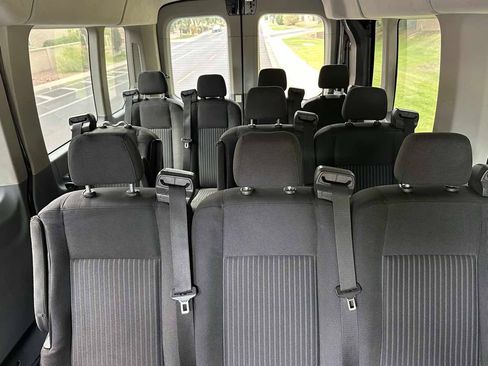 Used 2017 Ford Transit 350 XLT RWD image 15