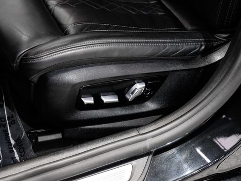Used 2018 BMW 540i RWD image 45
