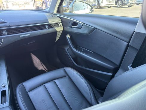 Used 2018 Audi A4 2.0T Premium image 31