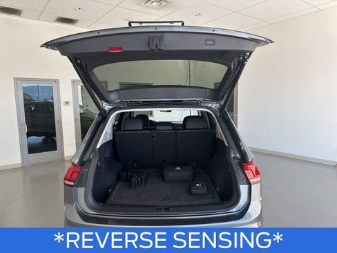 Used 2021 Volkswagen Tiguan SEL image 17