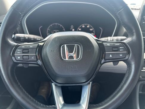 Used 2024 Honda Pilot EX-L image 12