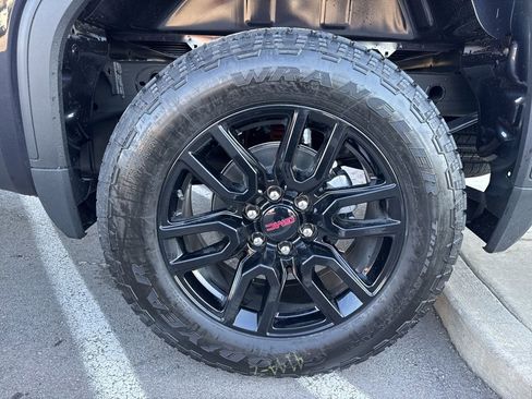 New 2026 GMC Sierra 1500 Elevation image 32