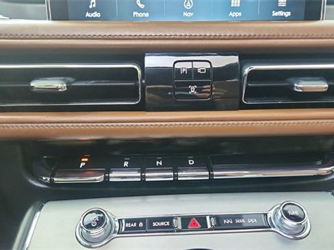 Used 2020 Lincoln Aviator Reserve w/ Equipment Group 202A image 57