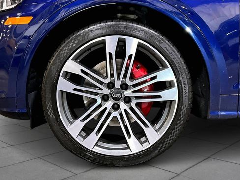 Used 2020 Audi SQ5 Premium Plus w/ Premium Plus Package image 10