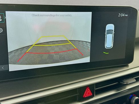 Used 2024 Kia Sorento S image 23