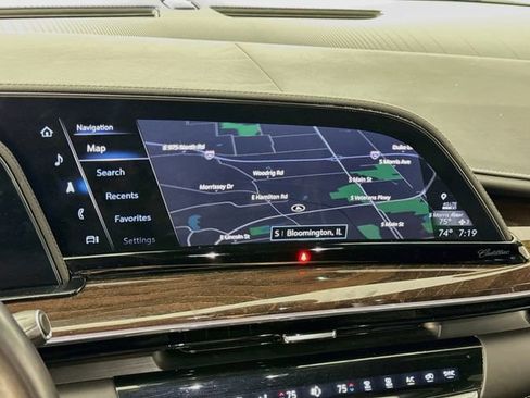 Used 2022 Cadillac Escalade ESV Sport Platinum RWD image 14