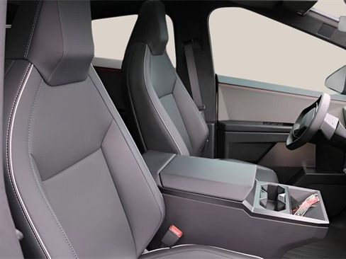 Used 2025 Tesla Cybertruck AWD Crew Cab image 23