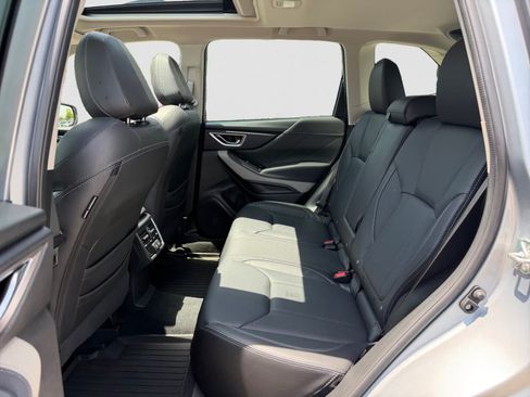 Certified 2023 Subaru Forester Limited AWD/4WD image 11