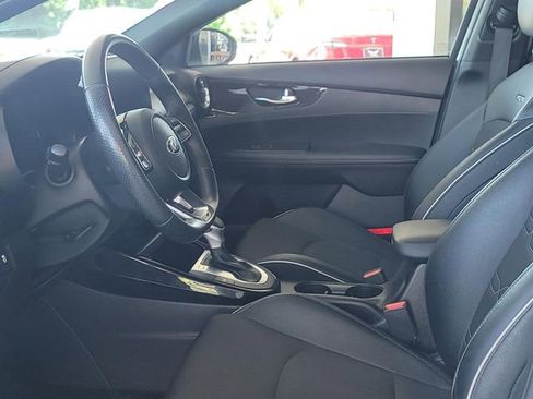 Used 2021 Kia Forte GT-Line FWD image 9