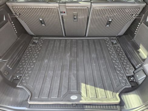 Certified 2025 Land Rover Defender 110 S image 35