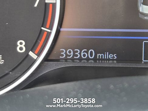 Used 2025 Nissan Altima 2.5 SV FWD image 29