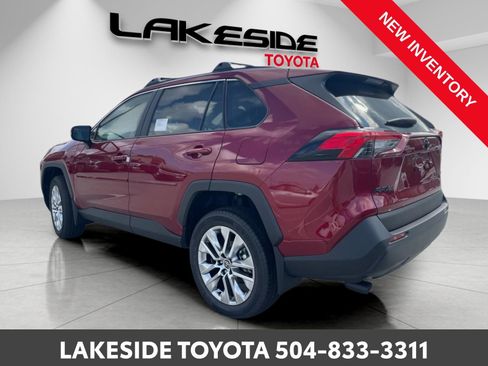 Certified 2025 Toyota RAV4 XLE Premium image 5