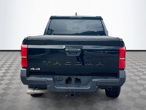 Used 2025 Toyota Tacoma SR AWD/4WD image 7