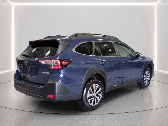 Used 2024 Subaru Outback Premium AWD/4WD image 5