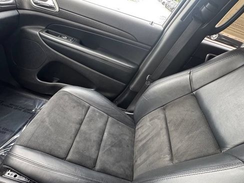 Used 2018 Jeep Grand Cherokee Altitude AWD/4WD image 22