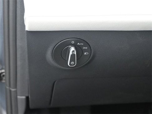 New 2025 Volkswagen Taos S image 21